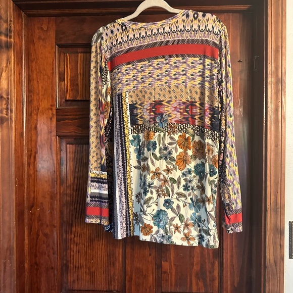 Johnny Was Betsy Printed Crewneck Multicolor Floral and Geometric Blouse - Picture 2 of 3